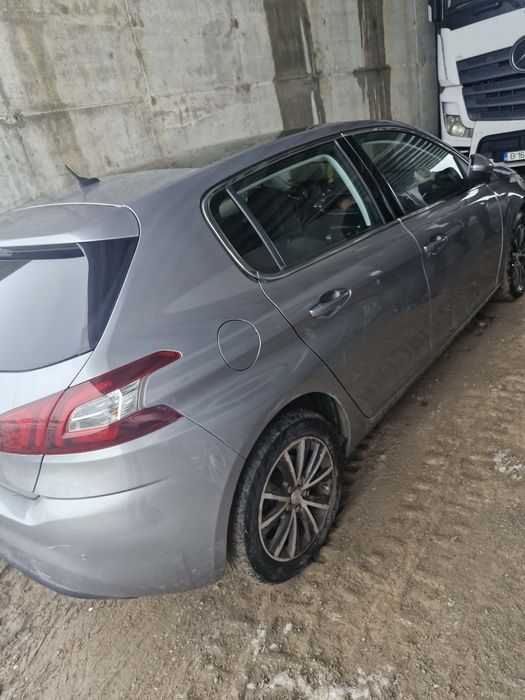Vând urgent Peugeot 308 1.2  cp 130 benzina euro 6