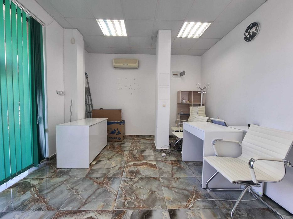 Дава се под наем Офис в к.к. Слънчев бряг - 34 кв.м за 373.83 € - Снимка #4