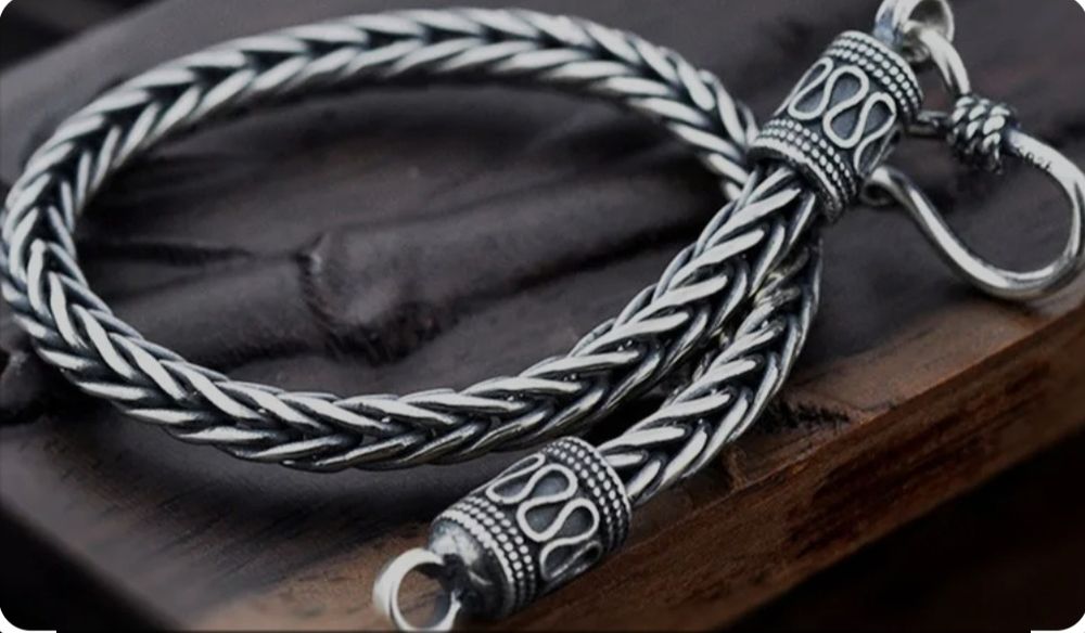 Продаётся серебро пр 925 для серьезных мужчин