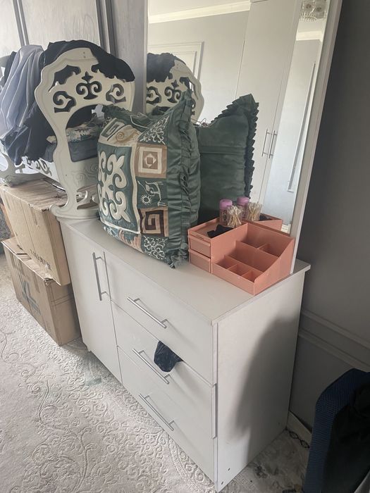 Мебель продам / Гарнитур /