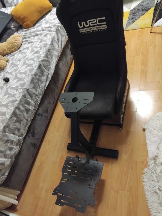 Геймърски стол-симулатор