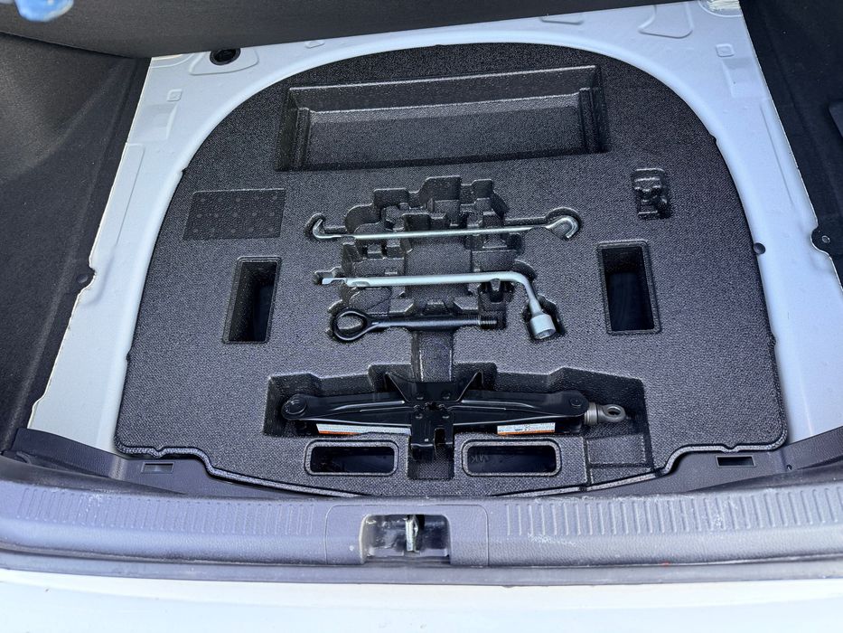 Toyota Camry 2.5 Hybrid AXVH71, двигател A25A-FXS, 218 кс., автоматик