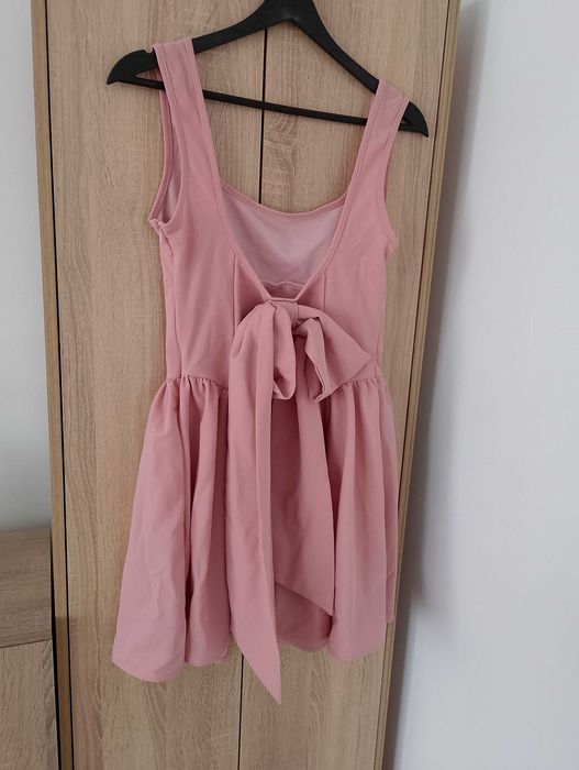 Официална рокля в цвят пудра