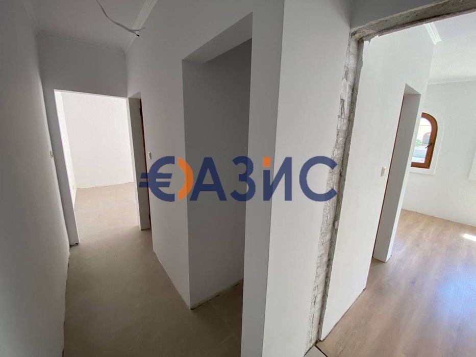 Продава се Двустаен апартамент в с. Кошарица, Област Бургас - 57 кв.м за 698 €/кв.м - Снимка #1
