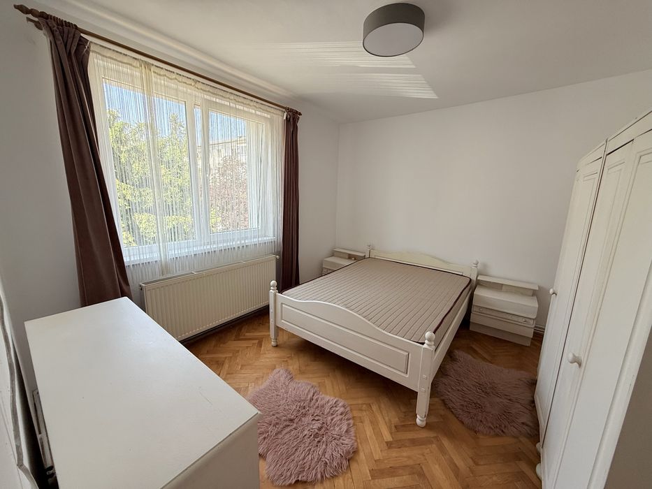 Inchiriez apartament cu 2 camere
