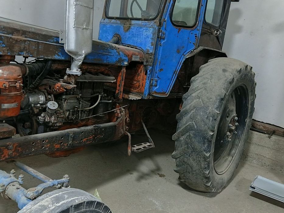 Traktor T 28 sotiladi