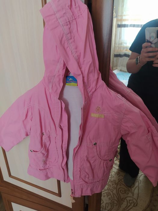 Куртки на девочку