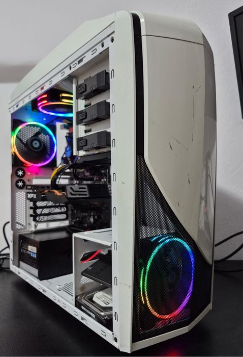 PC Gaming i5 16GB DDR4 RX 580 8GB FiveM CS2