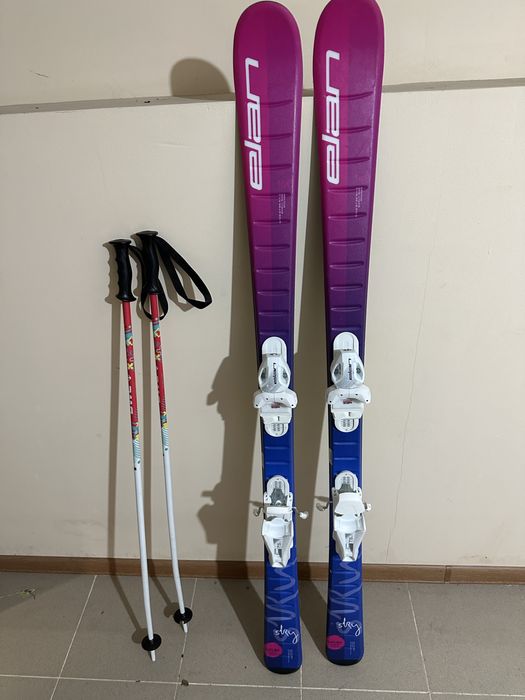 Продам лыжи для девчоки.