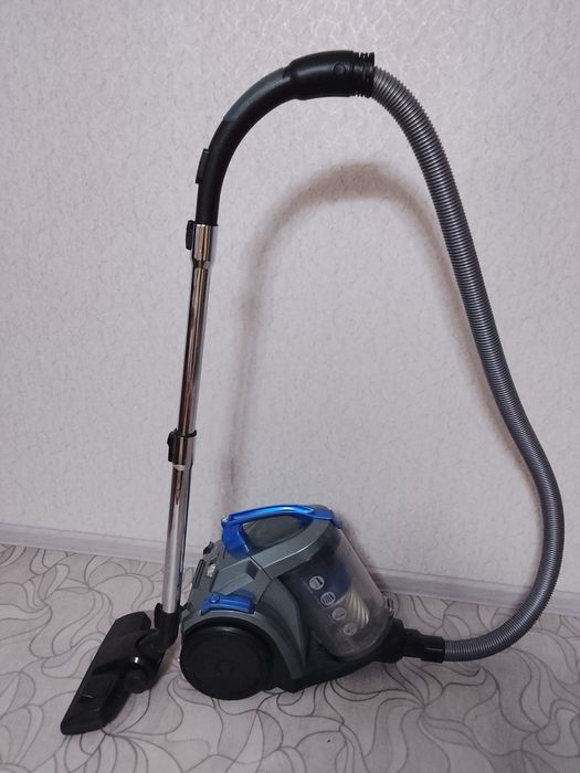 Пылесос Midea...