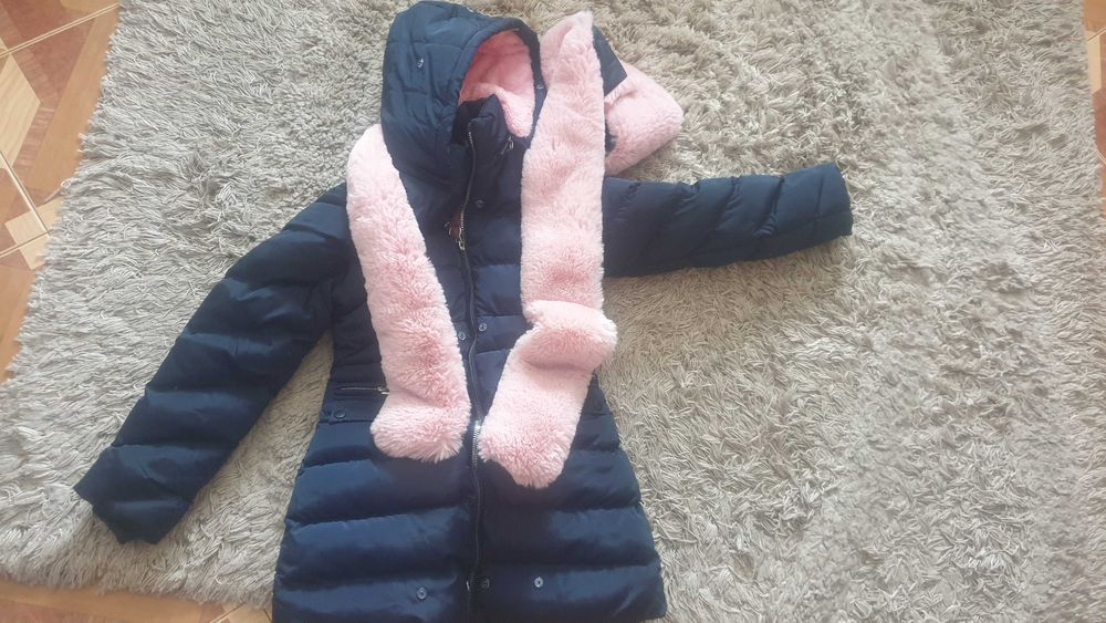 Детско Зимно ватирано Яке с подплата ,яка и качулка за момиче