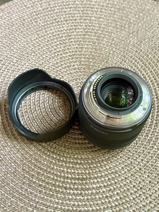 Canon RF 24 MM 1.8 Macro IS STM