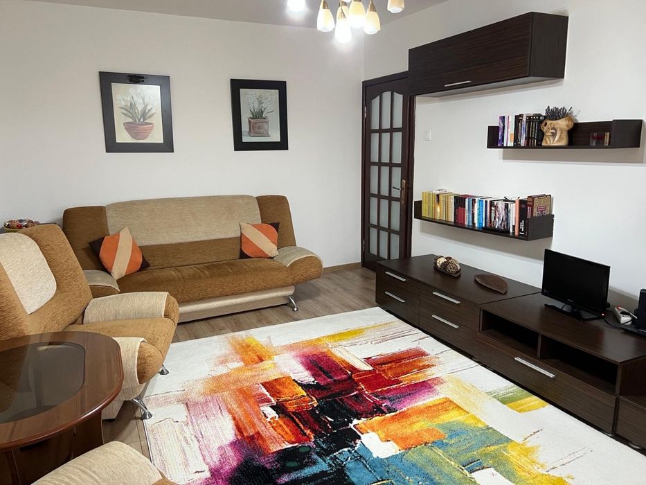 Apartament cu 3 camere de închiriat in Suceava, str.Victoriei (Obcini)