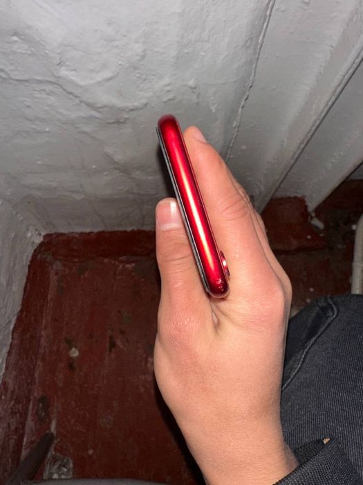 айфон Xr 64 гб.