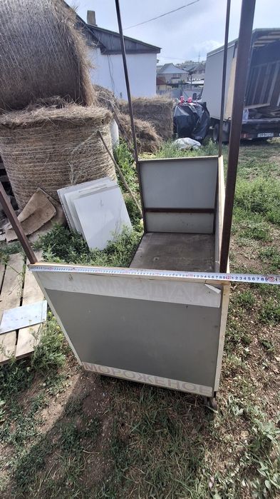 Тележка под морозилку мороженое