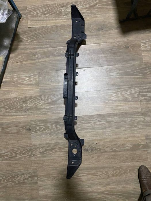 Kia sportage orqa shveler usilitel