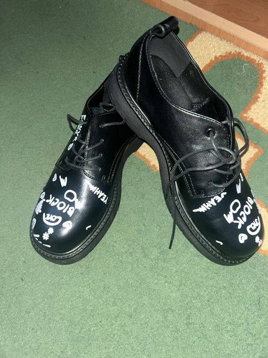 Продам новые полуботинки