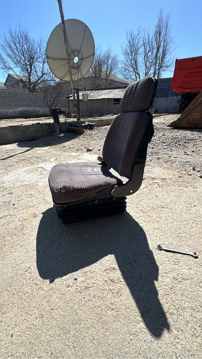 Сидения пагрузчик