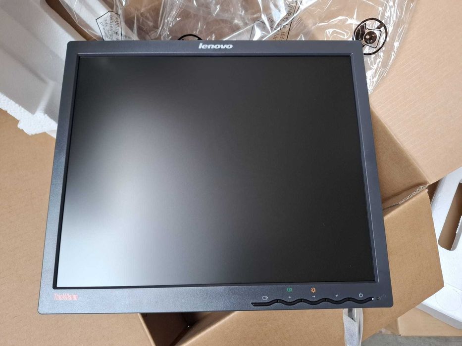Monitor Lenovo L174 17in Analog LCD