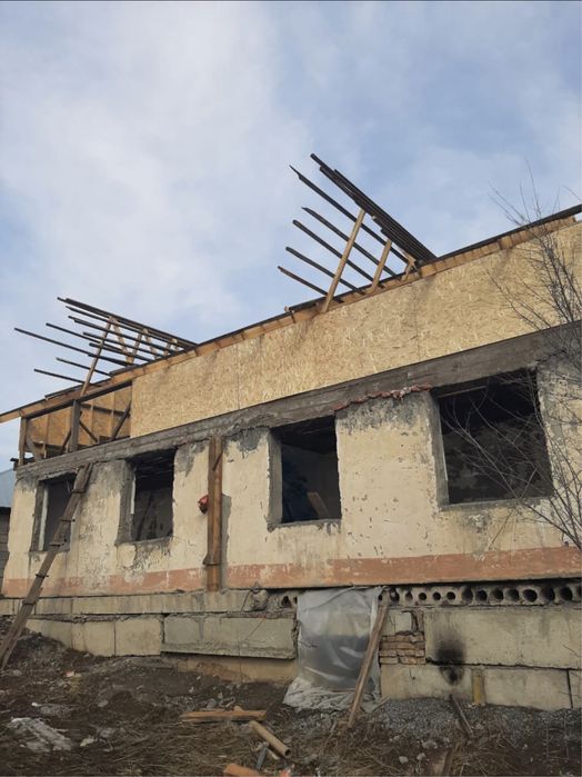 Строим дом, кладка стен и крыша кровля