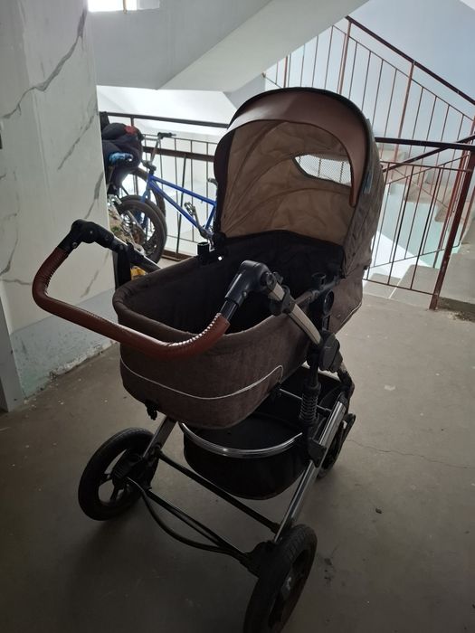 Продам коляску зима лето