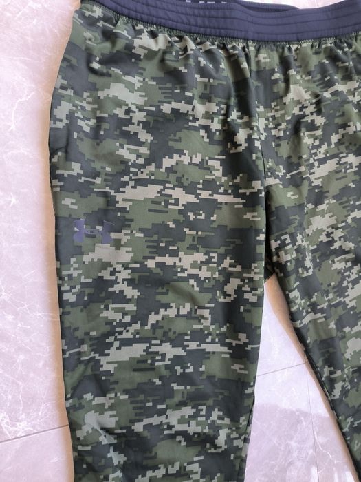 Under Armour камуфлаж долнище XL размер