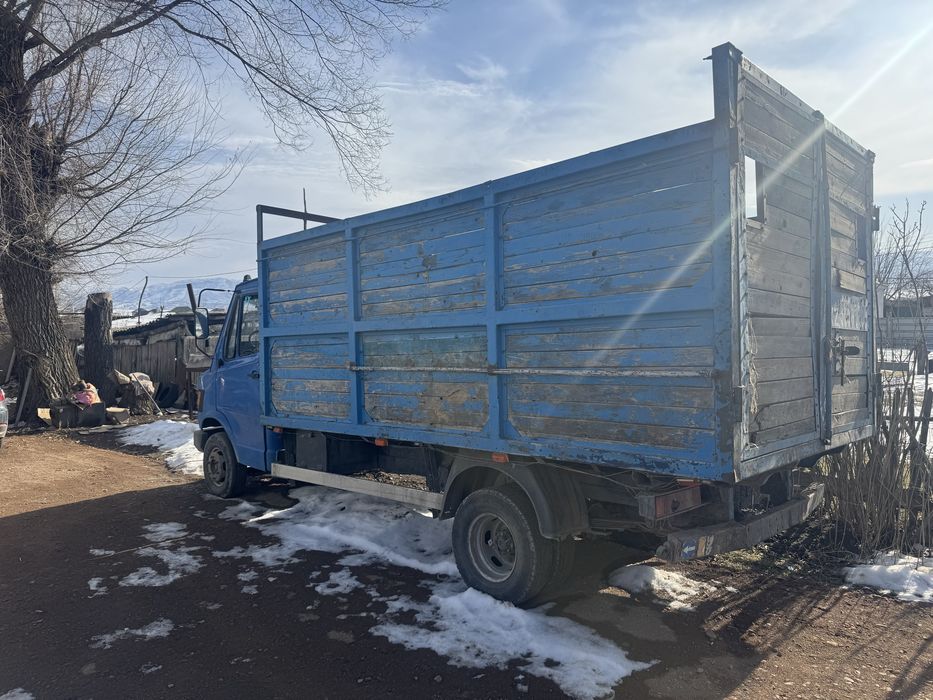 Мерседес 410 сапок