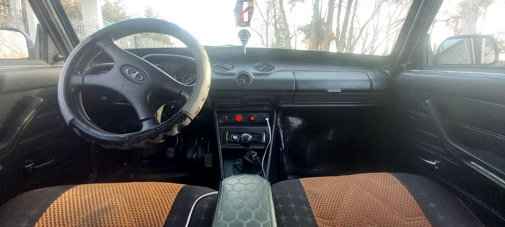 Srochno prodayotsiya JIGULI 2106 yili 1976