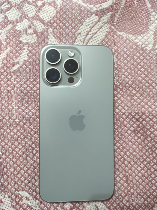 Iphone 15 pro max 256  Natural Silver sim esim