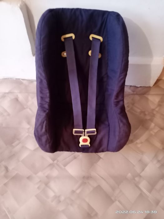 Автокресло продам