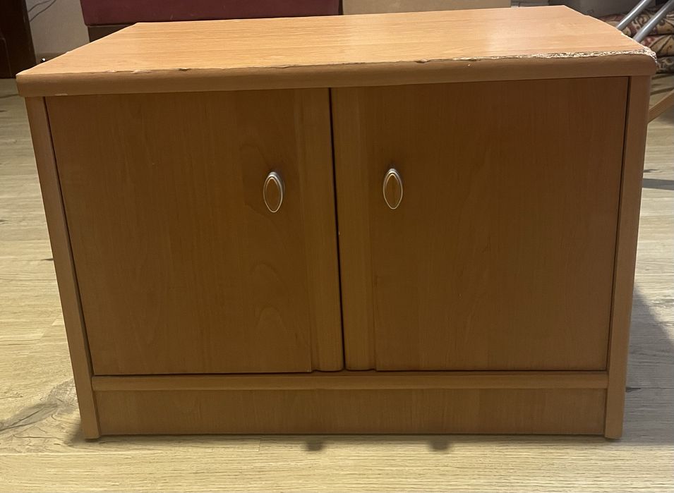 Тумбочка для прихожей