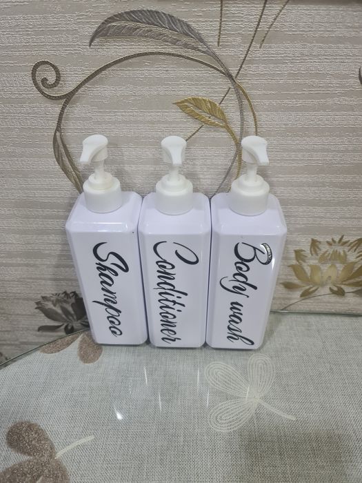 Набор диспенсеров для ванной комнаты