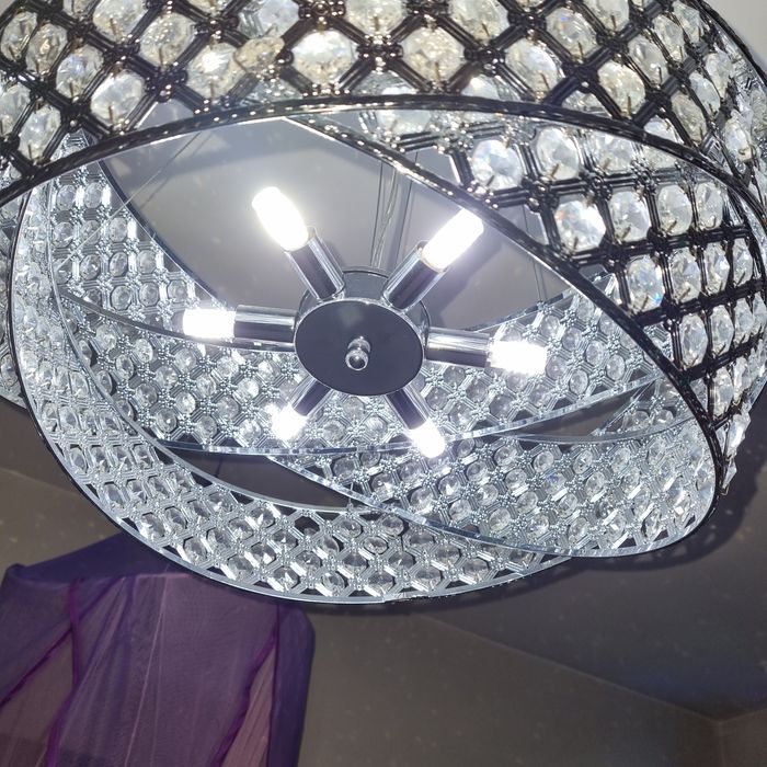 Полилей-диаметър 43 см.