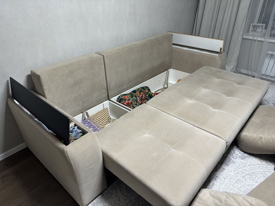 Продам диван в очень хорошем состоянии