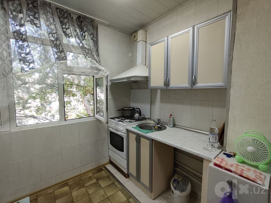 Продаётся 3х комнатная.Феруза,Гинекология,221 школа,70м2,Ипотека есть.
