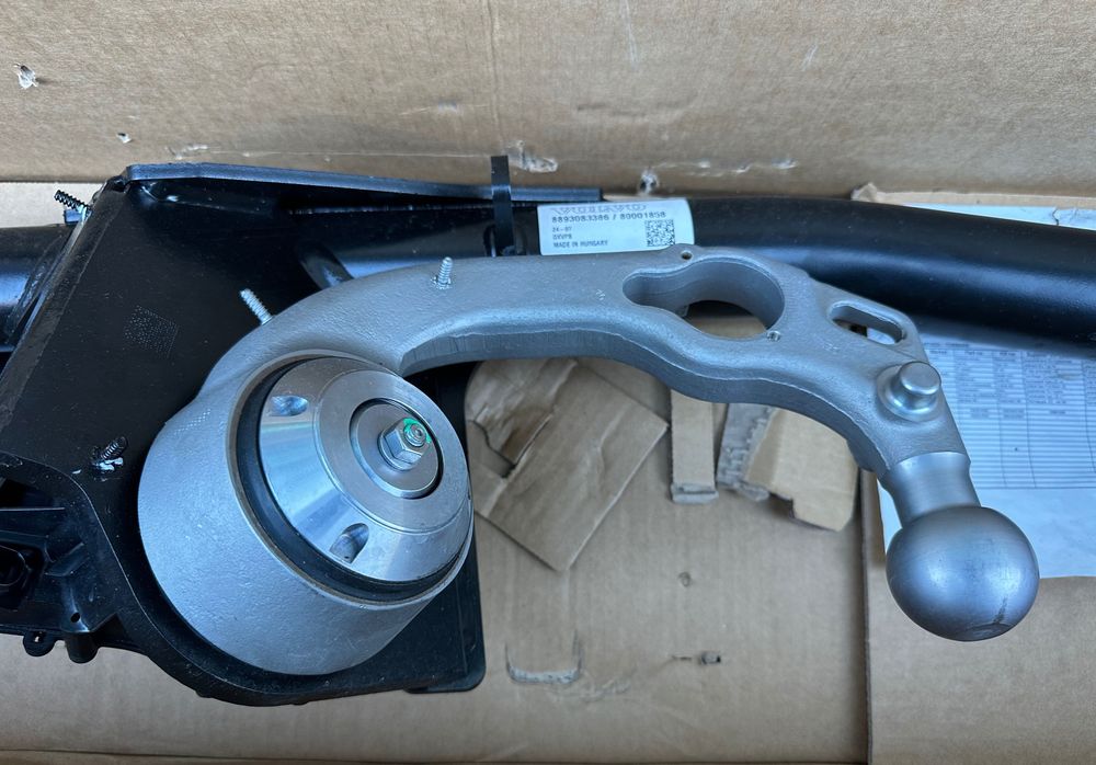 Теглич ел.тегличи за Волво Volvo EX30,нов