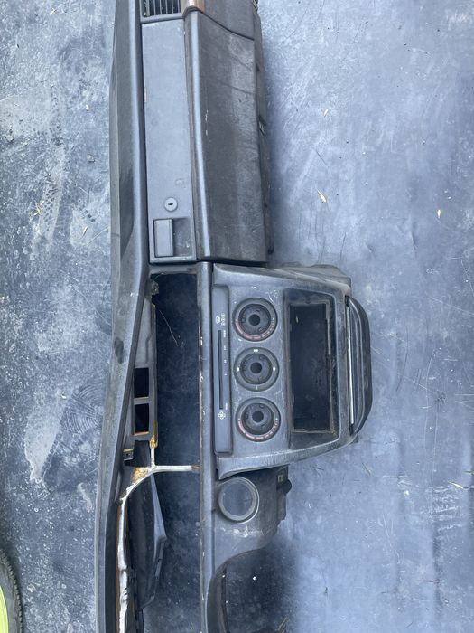 Панель на мерседес 190