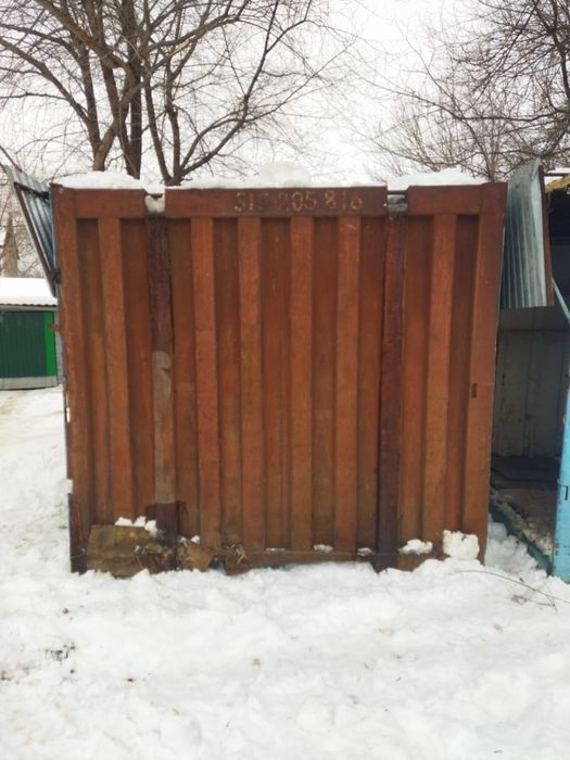 Продаётся металлический контейнер
