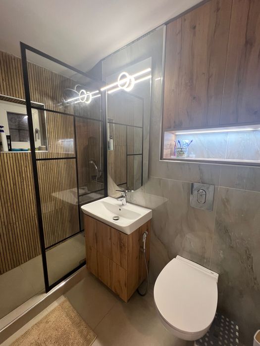 Apartament 2 camere transformat in 3, mobilat, utilat. Craiovita