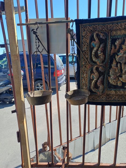 Antichități și obiecte de colectie