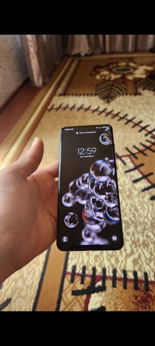 Samsung Galaxy s20 ultra 5 G 
Model: Samsung Galaxy S20 Ultra 5