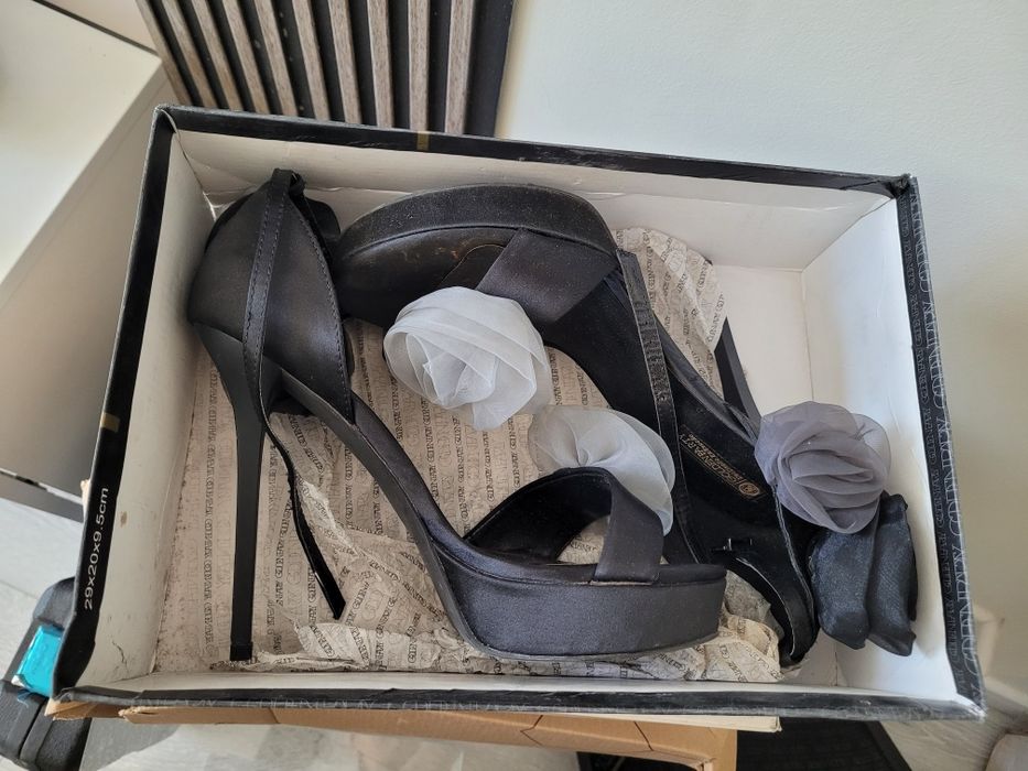 Продам басаношки летние