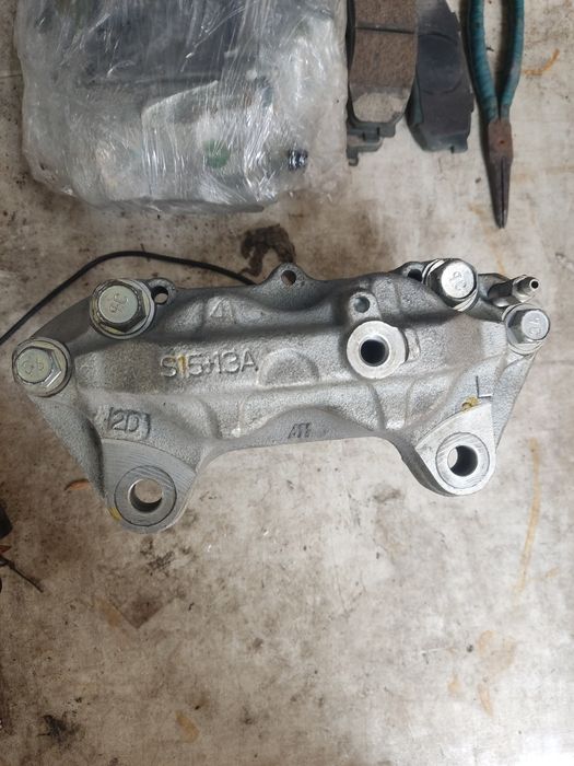 Суппорта land cruiser 100/105