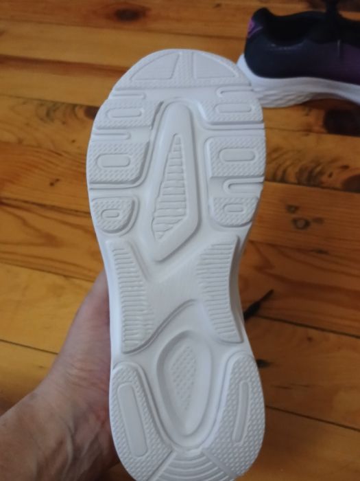 Маратонки SKECHERS