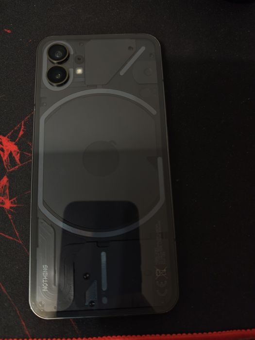 Nothing Phone ( 1 )