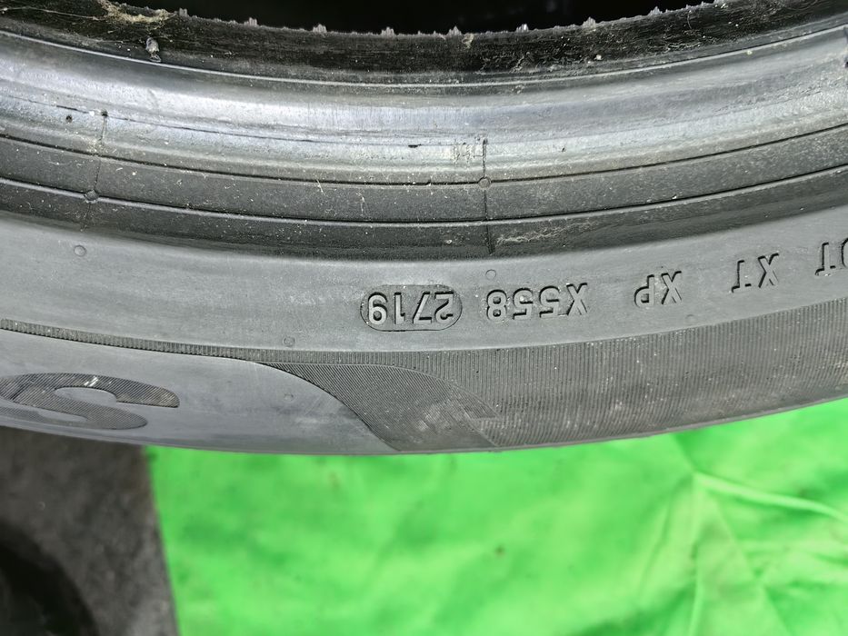 305/40R20 Pirelli 6-5,6mm stare foarte bună