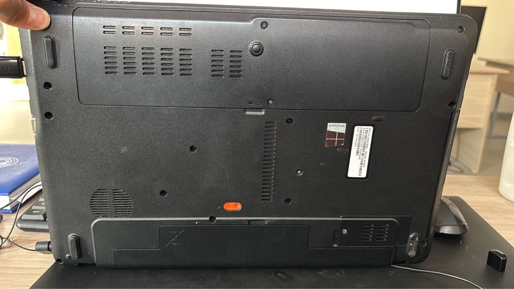 Ноутбук i5 продам