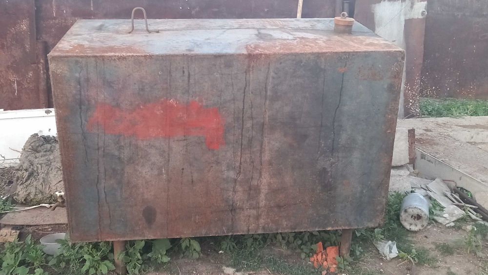 Продам ёмкость под гсм