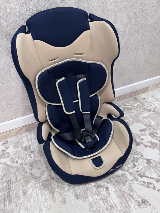 Продам детское автокресло