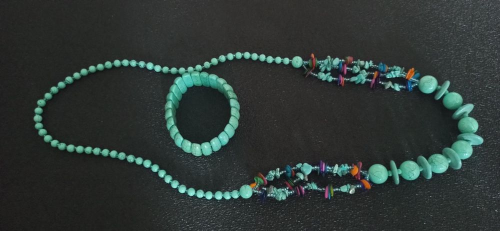 Украшения на шею